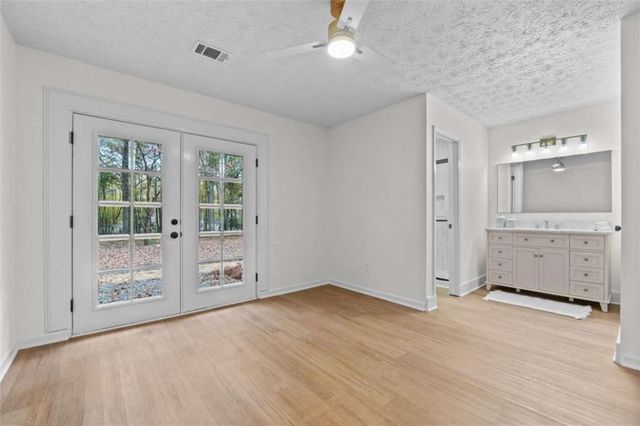 416 Rockaway Road, Senoia, GA 30276