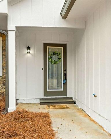 416 Rockaway Road, Senoia, GA 30276