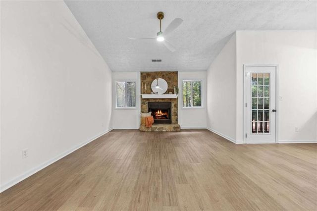 416 Rockaway Road, Senoia, GA 30276