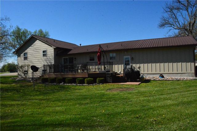 1424 Alleghany Street, Burlington, KS 66839