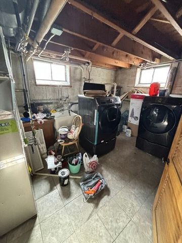 1932 Newcastle Avenue, Westchester, IL 60154