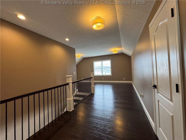 218A Ivywood Street, Eleanor, WV 25070