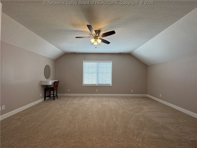 218A Ivywood Street, Eleanor, WV 25070