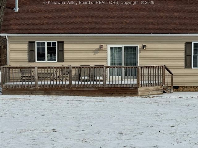 218A Ivywood Street, Eleanor, WV 25070