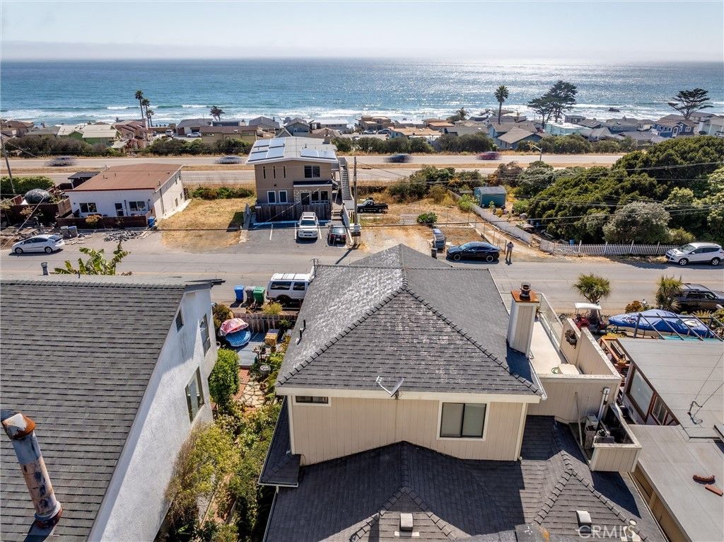 Image 2 of property listing at 3277 Ocean Boulevard, Cayucos, CA 93430