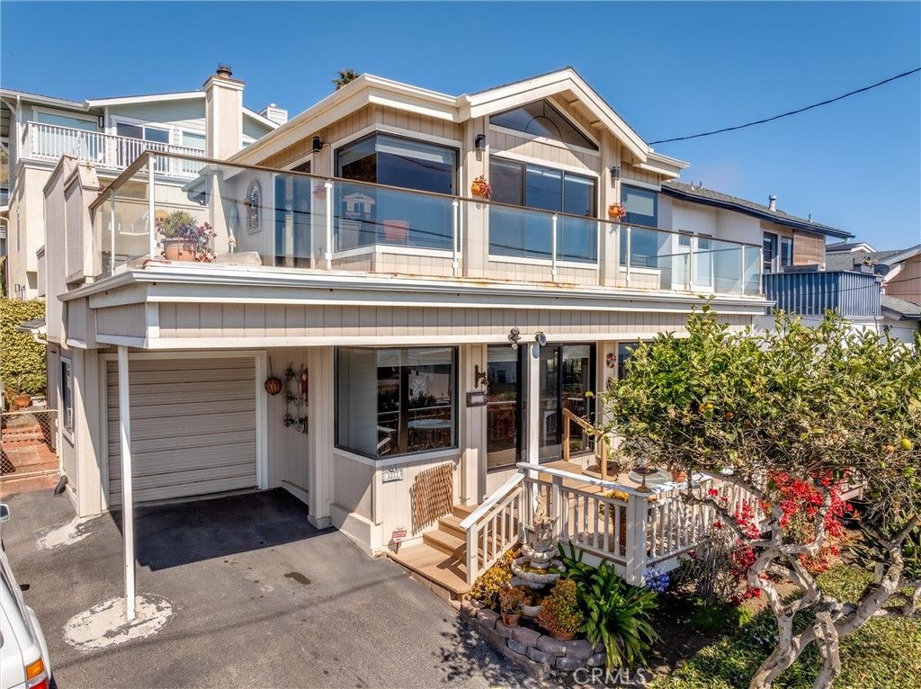 Image 5 of property listing at 3277 Ocean Boulevard, Cayucos, CA 93430