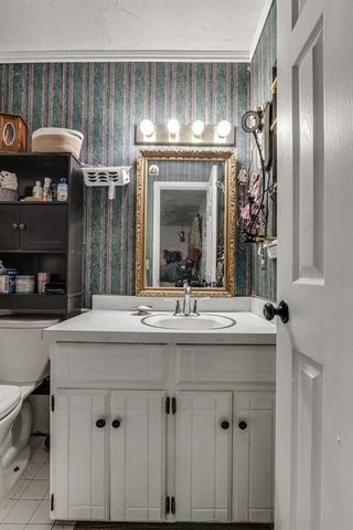 611 Linda Lane, Yukon, OK 73099
