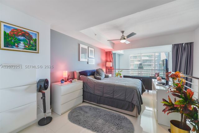 60 SW 13th St 2404, Miami, FL 33130