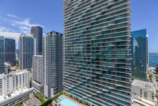 60 SW 13th St 2404, Miami, FL 33130