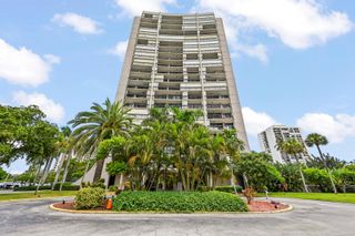 2425 PRESIDENTIAL Way 1006, West Palm Beach, FL 33401