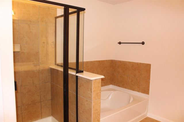 6643 Sharpstone Creek Lane, Houston, TX 77084