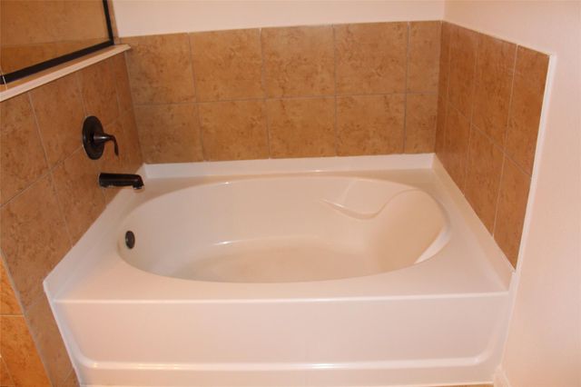 6643 Sharpstone Creek Lane, Houston, TX 77084