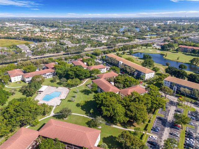 200 SW 132nd Way 211L, Pembroke Pines, FL 33027