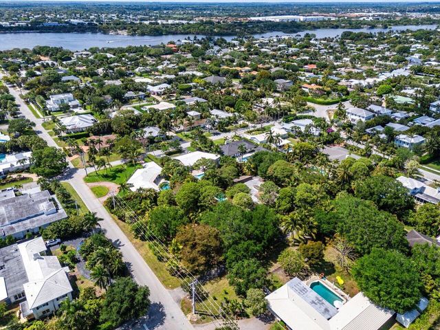 1110 NW 2nd Avenue, Delray Beach, FL 33444