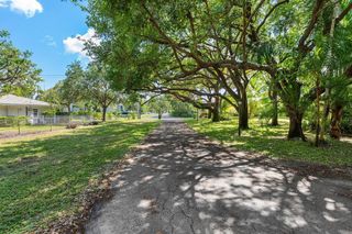 1110 NW 2nd Avenue, Delray Beach, FL 33444