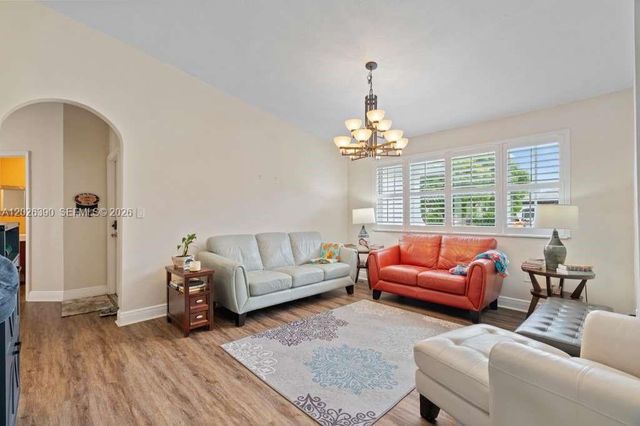 32302 SW 204th Ct, Homestead, FL 33030
