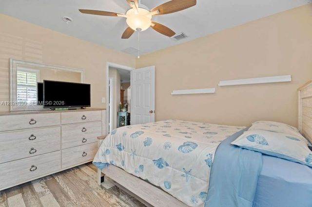 32302 SW 204th Ct, Homestead, FL 33030