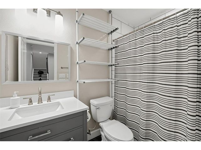 8954 E 58th Dr, Denver, CO 80238