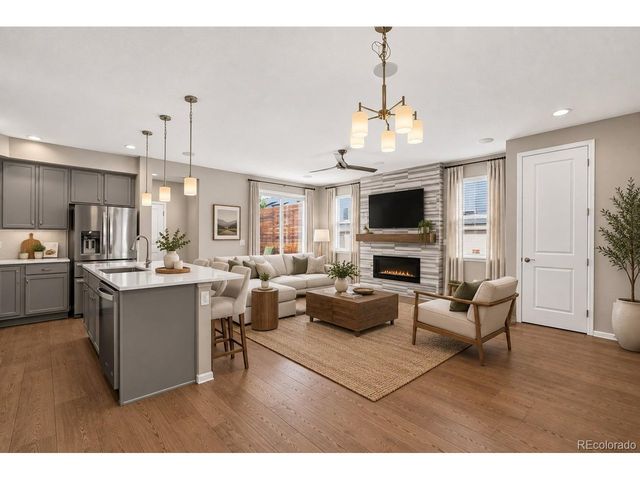 8954 E 58th Dr, Denver, CO 80238