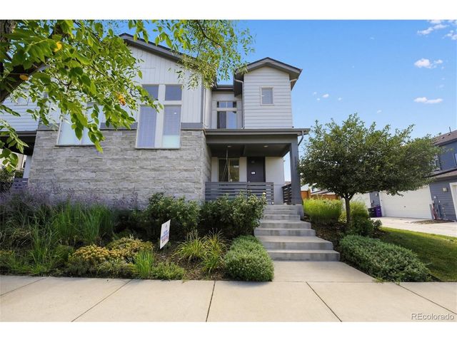 8954 E 58th Dr, Denver, CO 80238