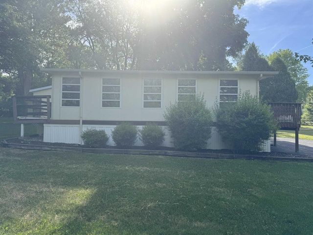 354 Skyline Drive, Edgerton, WI 53534