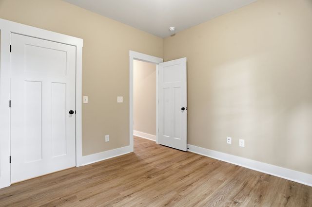 164 North Side Landing, Smithville, TN 37166