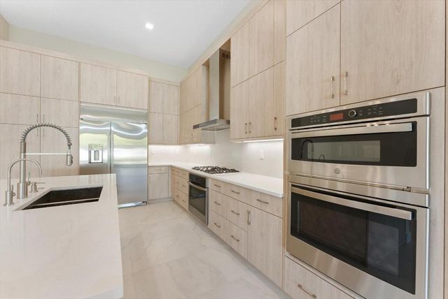 9377 Tangerine Coast Drive, Boca Raton, FL 33434