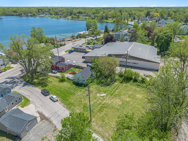 9510 Main Street, Whitmore Lake, MI 48189