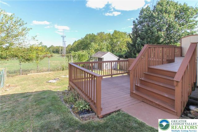 34 Cambridge Place, Catasauqua Boro, PA 18032