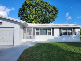 1254 NW 82nd Ave, Plantation, FL 33322