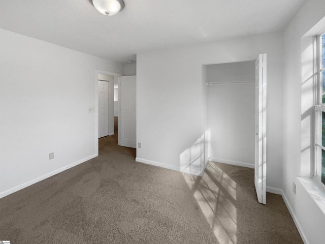 306 Revis Creek Court, Simpsonville, SC 29681