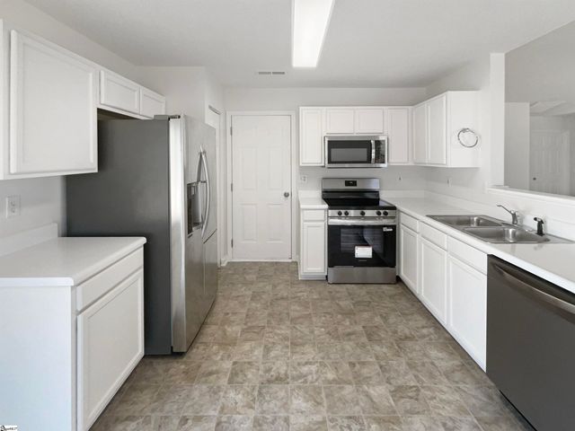 306 Revis Creek Court, Simpsonville, SC 29681