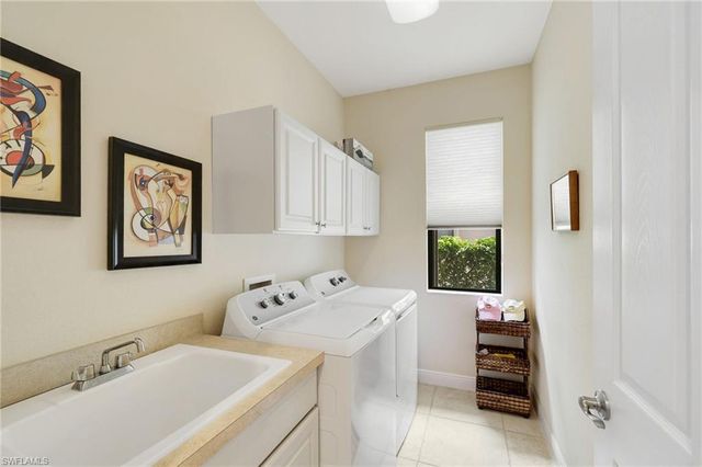 23452 Sanabria LOOP, Bonita Springs, FL 34135