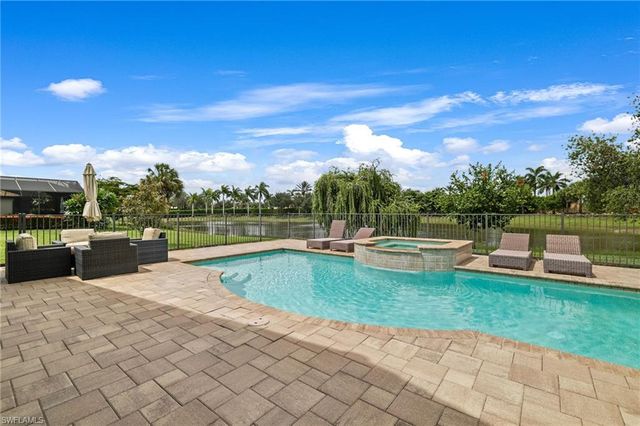 23452 Sanabria LOOP, Bonita Springs, FL 34135