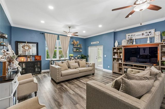 3004 MANITOBA AVENUE, Groveland, FL 34736
