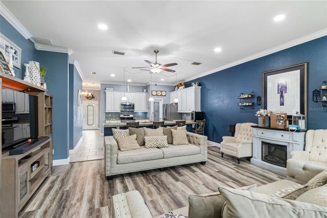 3004 MANITOBA AVENUE, Groveland, FL 34736