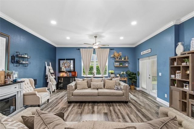 3004 MANITOBA AVENUE, Groveland, FL 34736