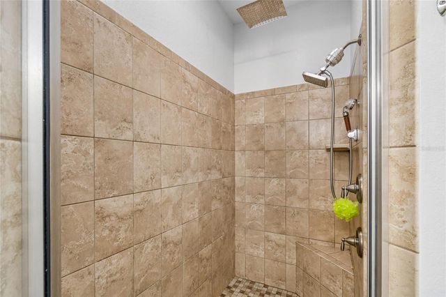 3004 MANITOBA AVENUE, Groveland, FL 34736