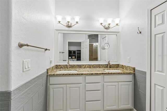 3004 MANITOBA AVENUE, Groveland, FL 34736