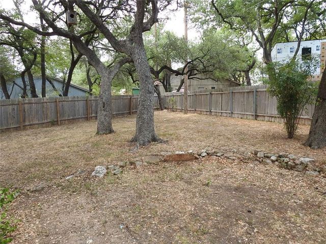 4500 Dorsett Oaks CIR, Austin, TX 78727