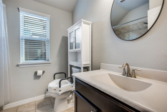 1913 Pavilion Lane, Denton, TX 76210