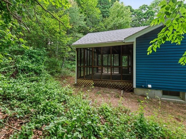 987 Wachusett St, Holden, MA 01522