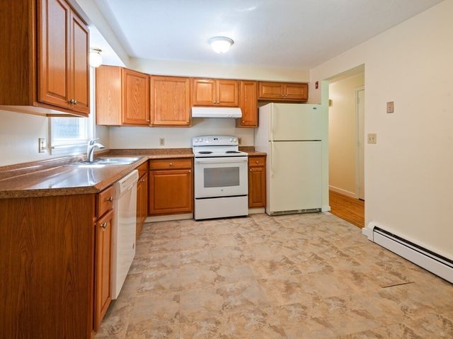 987 Wachusett St, Holden, MA 01522