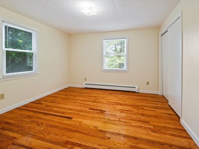 987 Wachusett St, Holden, MA 01522