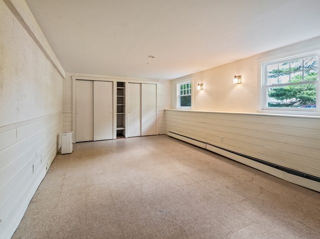 987 Wachusett St, Holden, MA 01522