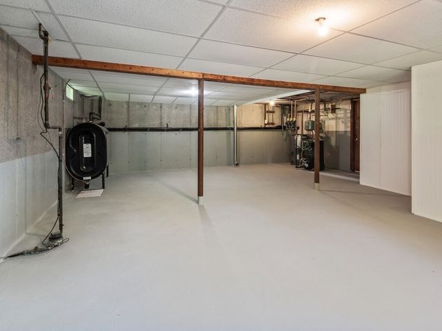 987 Wachusett St, Holden, MA 01522