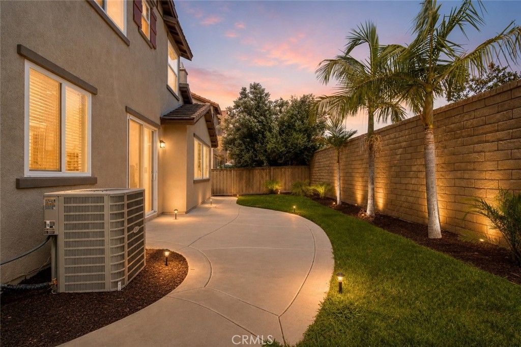 Image 30 of property listing at 44965 Checkerbloom, Temecula, CA 92592