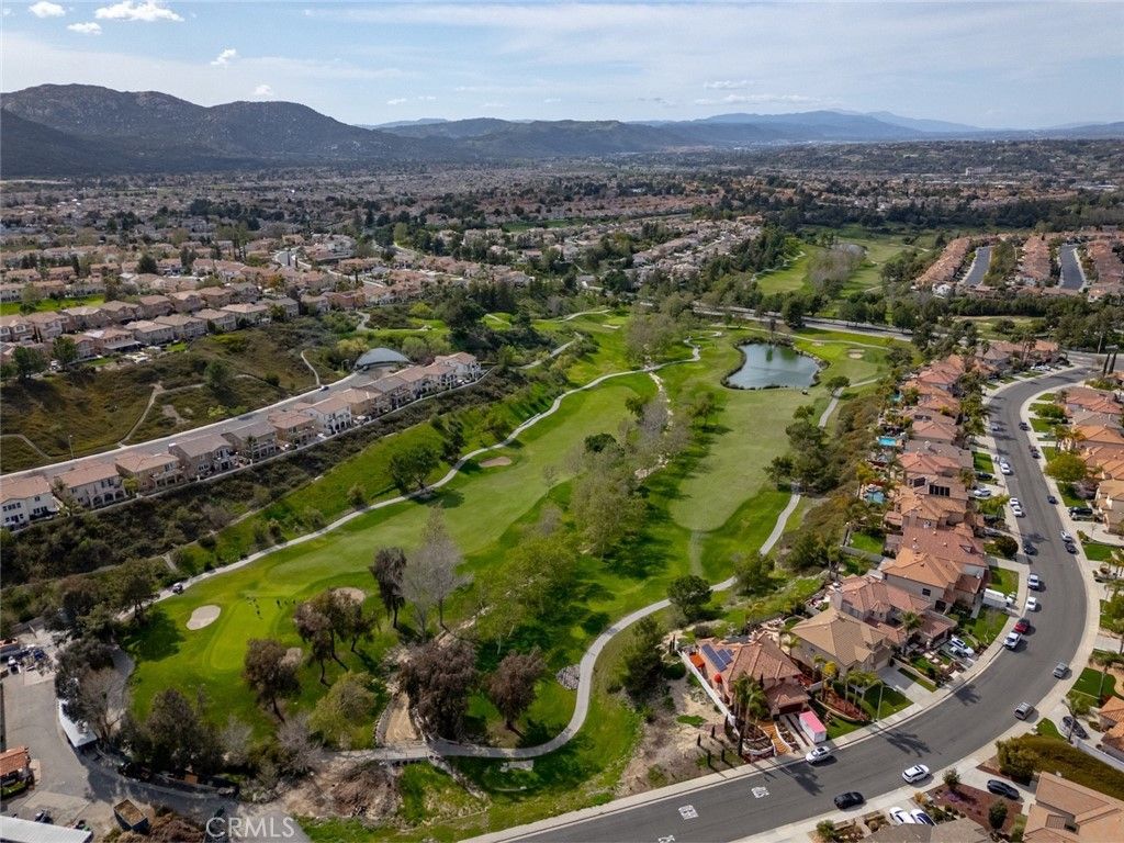 Image 40 of property listing at 44965 Checkerbloom, Temecula, CA 92592