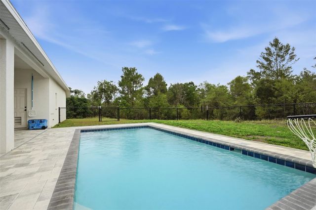7279 BLACKBIRD AVENUE, Weeki Wachee, FL 34613