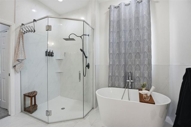 7279 BLACKBIRD AVENUE, Weeki Wachee, FL 34613
